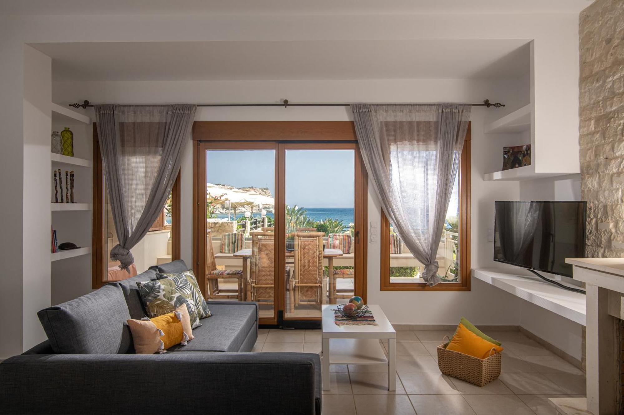 Beachfront Green Apt-Ligaria Beach Exterior foto